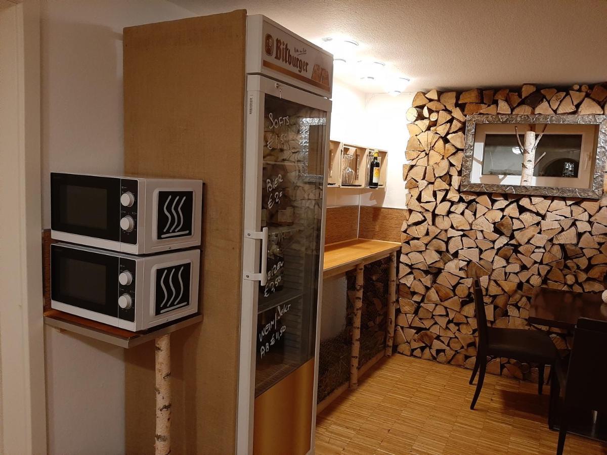 Sleep & Go! Self Service Rooms With Community Kitchen Ниттель Экстерьер фото